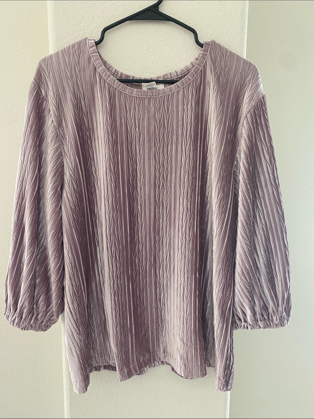 World Market Lavender Textured Velvety Long Sleeve Top Size L/XL